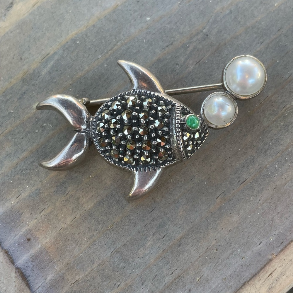 Judith Jack Fish Brooch - Picture 4 of 4
